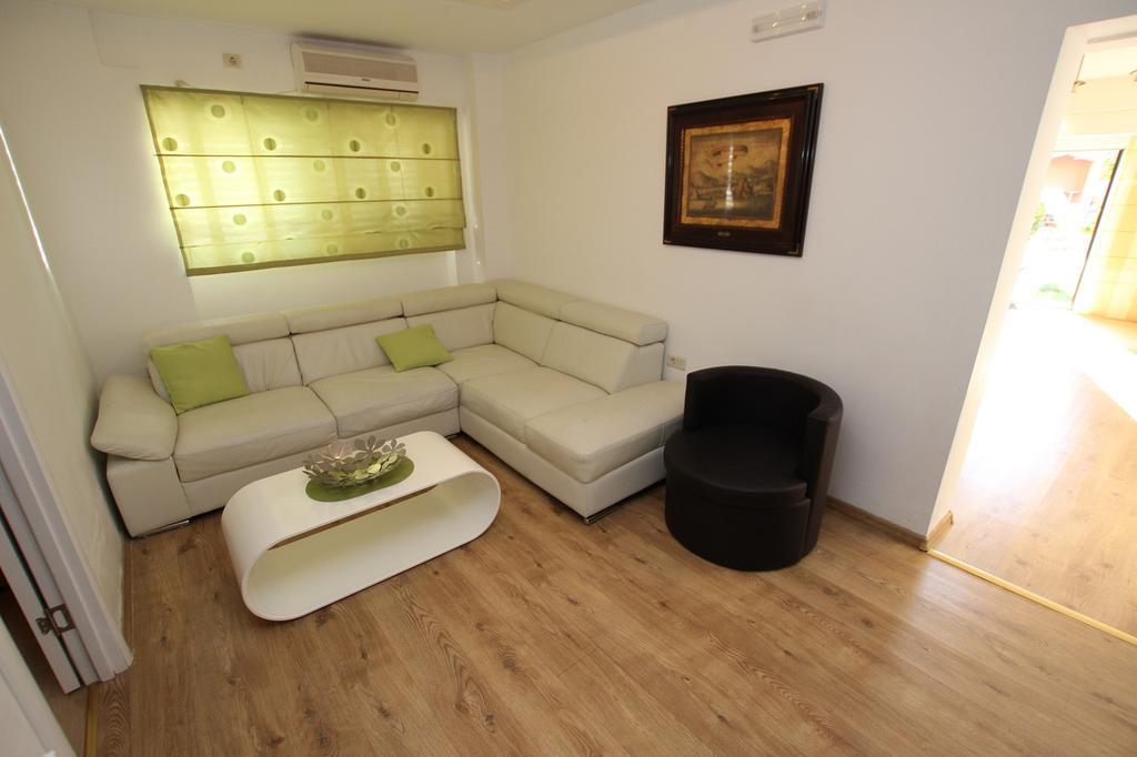 Apartment Milica Petrovac Luaran gambar